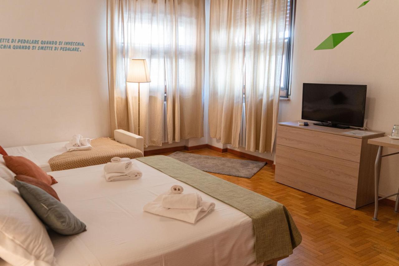 Bed & Bike Ferrara Bed and Breakfast Eksteriør billede